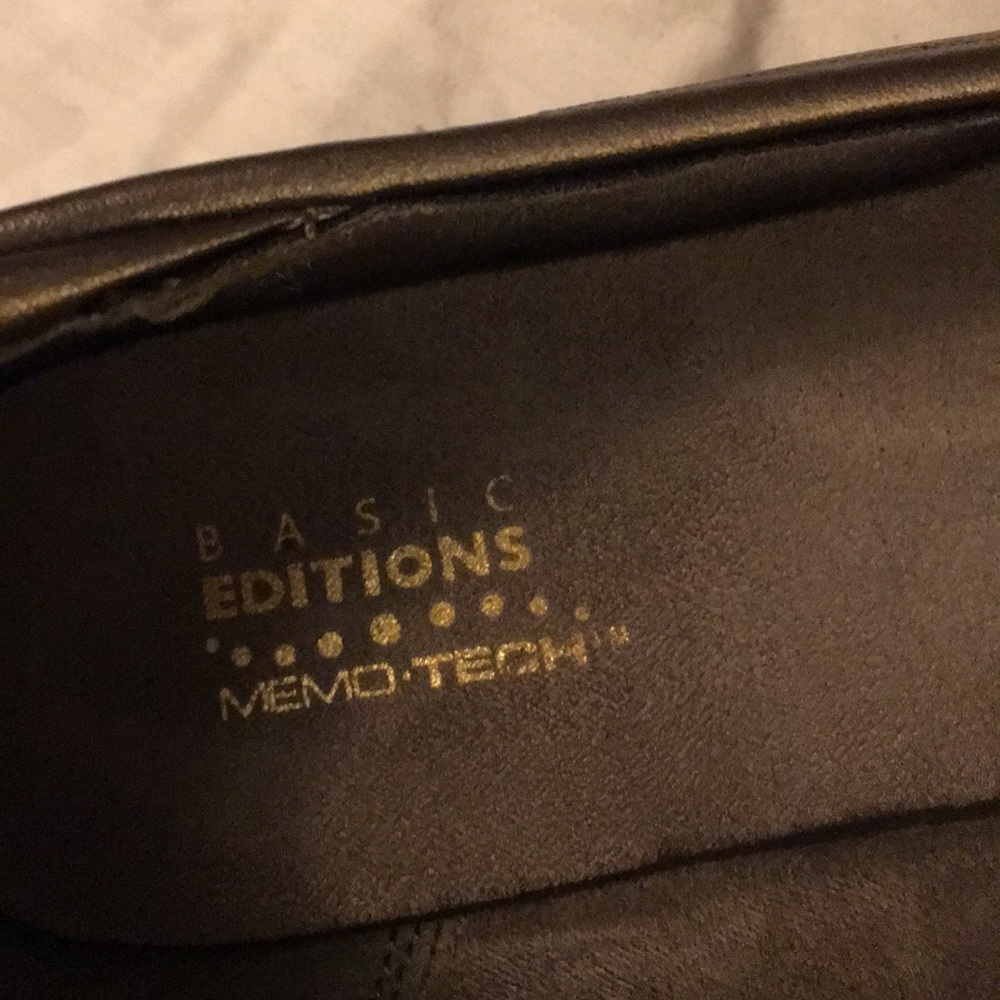 Basic Editions Metallic Colored Shoes - Picture 5 of 7